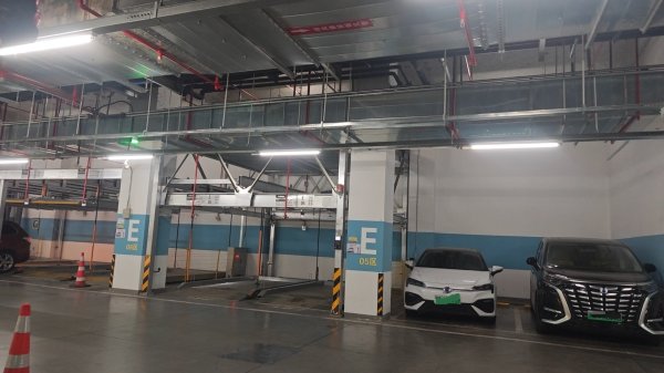 三叶草策略 机械车位明明为解决停车难，却让停车更难了？